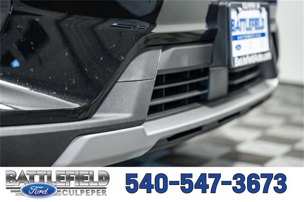 new 2025 Ford Explorer car, priced at $43,990