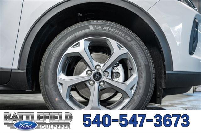 new 2025 Ford Escape car, priced at $29,500