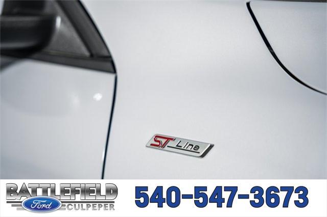 new 2025 Ford Escape car, priced at $29,500