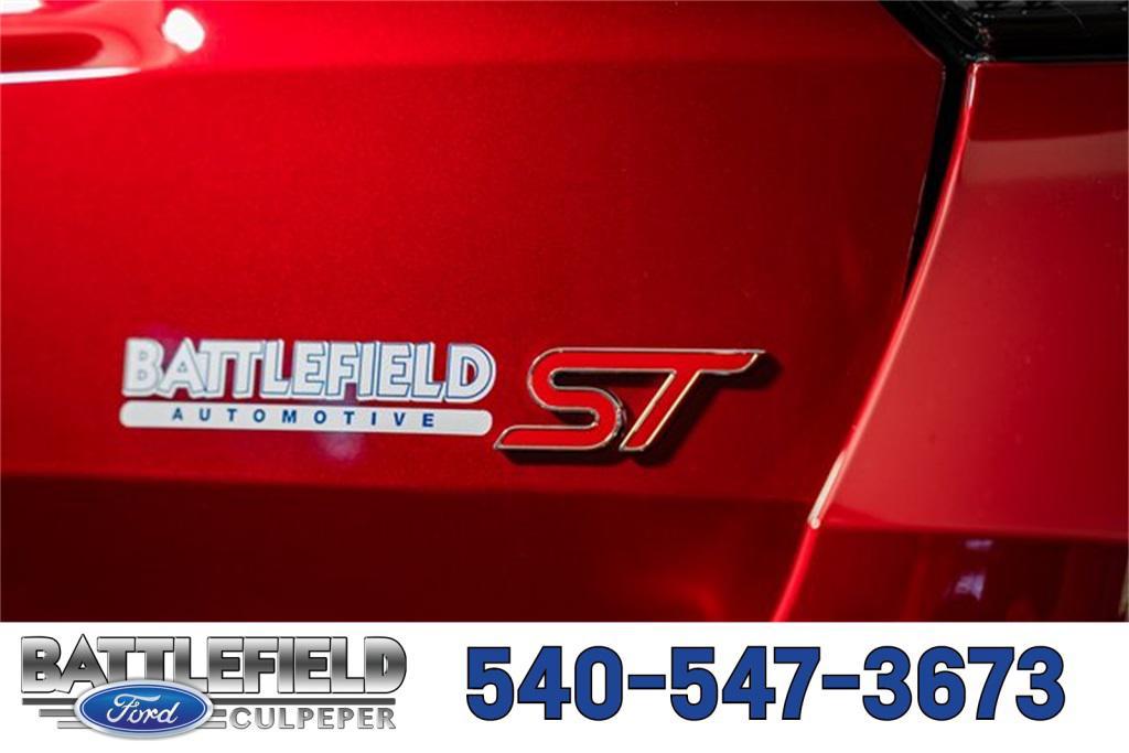 new 2025 Ford Explorer car, priced at $57,500