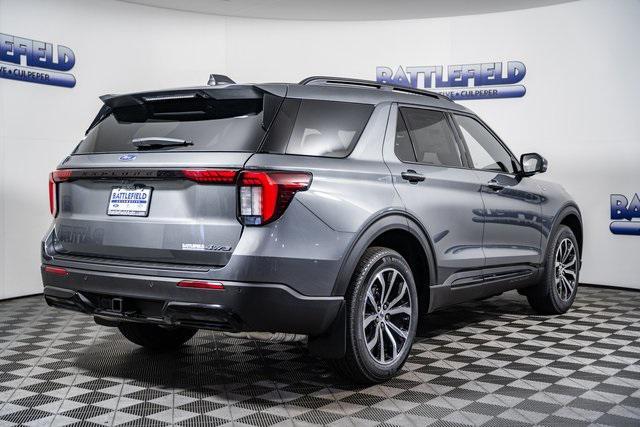 new 2025 Ford Explorer car, priced at $45,975