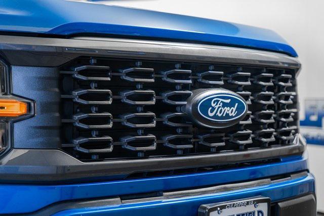new 2025 Ford F-150 car, priced at $45,595