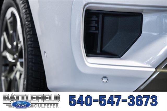 new 2025 Ford Expedition car, priced at $86,000