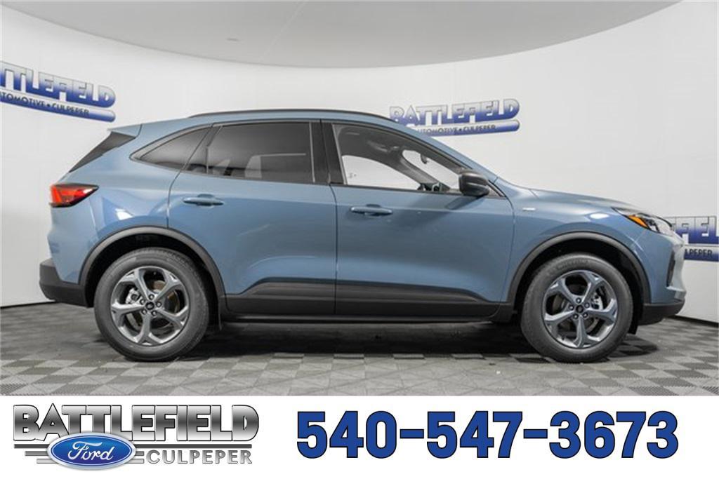 new 2025 Ford Escape car, priced at $30,000