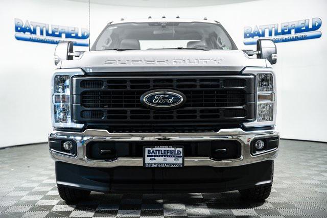 new 2025 Ford F-250 car, priced at $63,880