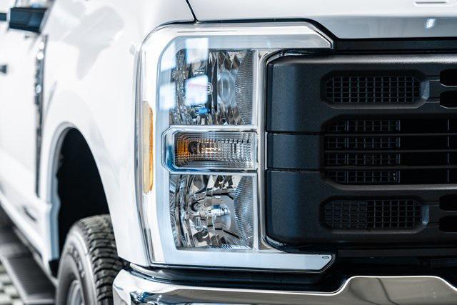 new 2025 Ford F-250 car, priced at $63,880