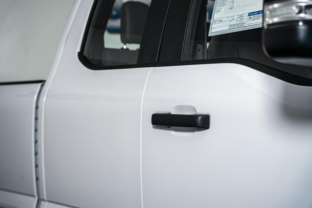 new 2025 Ford F-250 car, priced at $63,880