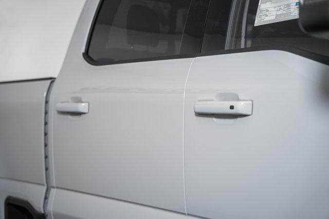 new 2025 Ford F-250 car, priced at $76,730