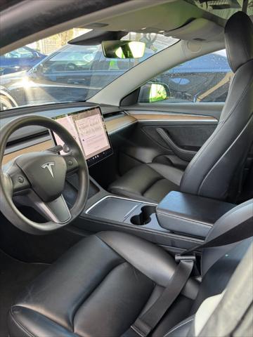 used 2021 Tesla Model 3 car, priced at $25,999