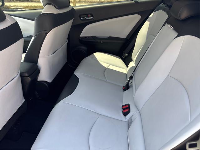 used 2017 Toyota Prius car