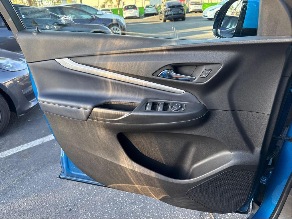 used 2022 Chevrolet Bolt EUV car, priced at $17,499
