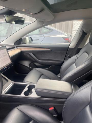 used 2022 Tesla Model 3 car, priced at $21,999