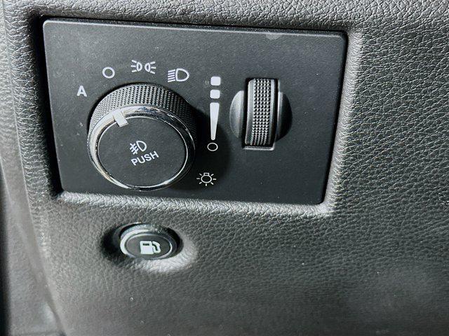 used 2021 Jeep Grand Cherokee car, priced at $24,397