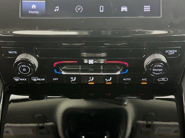used 2023 Jeep Grand Cherokee car, priced at $27,997
