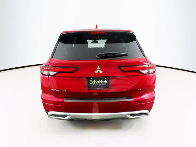 used 2024 Mitsubishi Outlander car, priced at $22,897