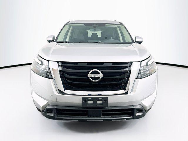 used 2024 Nissan Pathfinder car, priced at $32,489