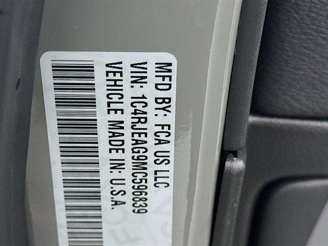 used 2021 Jeep Grand Cherokee car, priced at $20,699