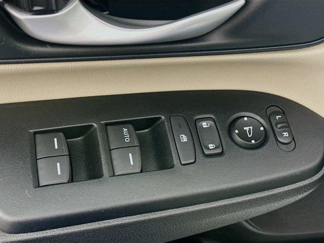 used 2022 Honda CR-V car, priced at $25,996