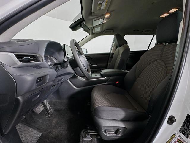 used 2023 Toyota Highlander car, priced at $29,989