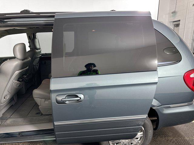 used 2007 Chrysler Town & Country car, priced at $8,399