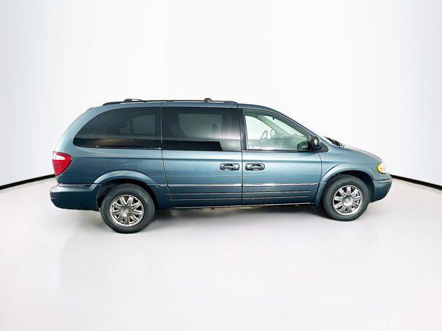used 2007 Chrysler Town & Country car, priced at $8,399