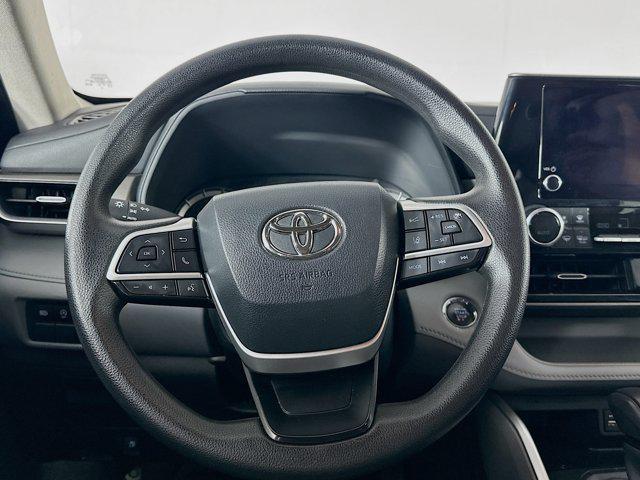 used 2023 Toyota Highlander car, priced at $31,389