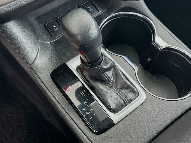 used 2019 Toyota Highlander car, priced at $22,799
