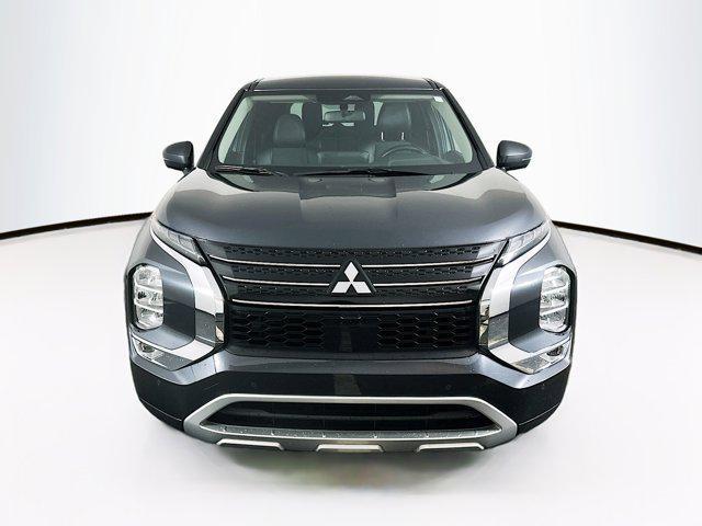 used 2024 Mitsubishi Outlander car, priced at $21,997