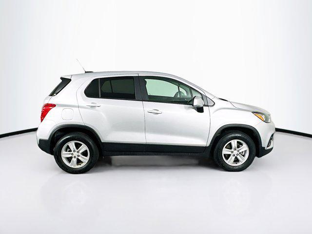 used 2022 Chevrolet Trax car, priced at $14,989