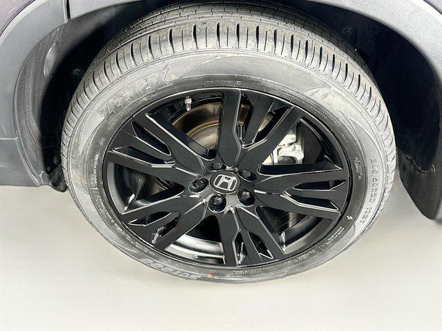used 2022 Honda Pilot car, priced at $30,797
