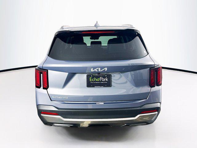 used 2024 Kia Sorento car, priced at $28,397