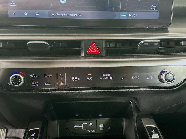 used 2024 Kia Sorento car, priced at $23,996