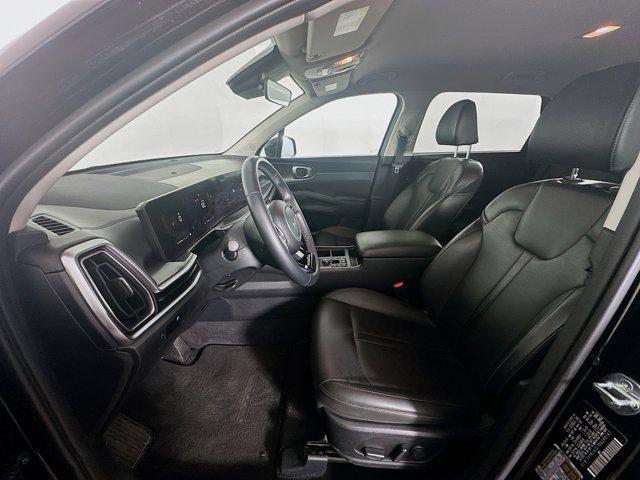 used 2024 Kia Sorento car, priced at $23,996