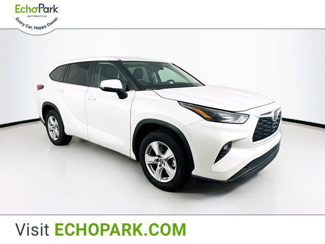 used 2024 Toyota Highlander car, priced at $35,889