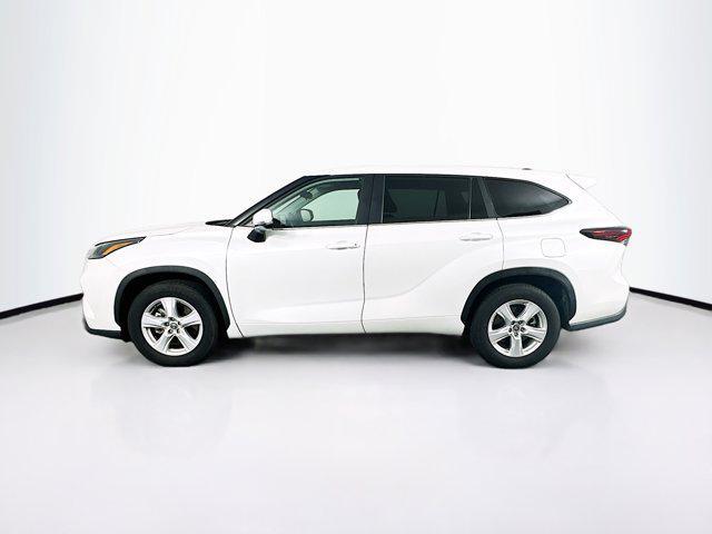 used 2024 Toyota Highlander car, priced at $35,889