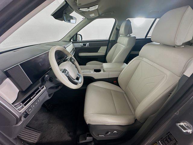 used 2024 Hyundai Santa Fe car, priced at $28,397