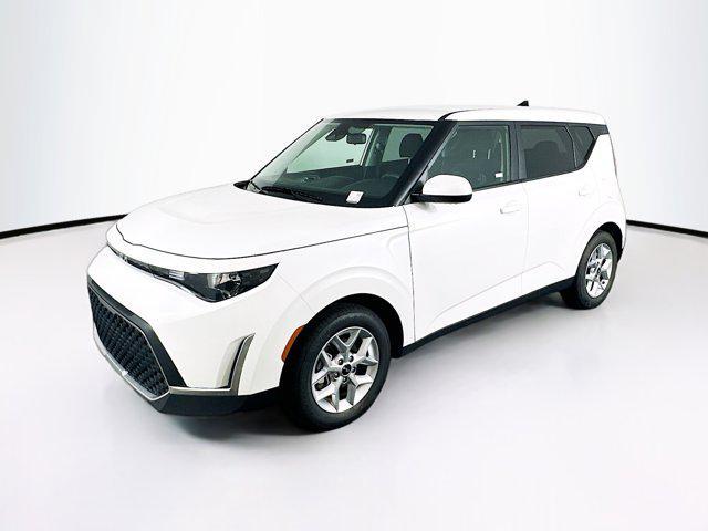 used 2024 Kia Soul car, priced at $16,697