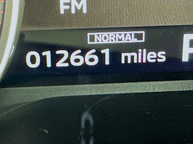 used 2025 Mitsubishi Outlander car, priced at $26,487