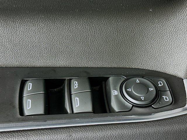 used 2022 Chevrolet Silverado 1500 car, priced at $32,587