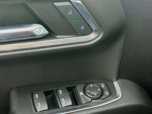 used 2022 Chevrolet Silverado 1500 car, priced at $32,496