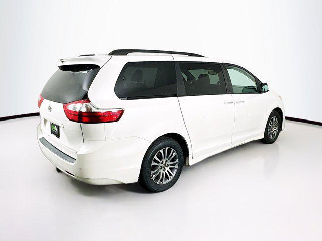 used 2020 Toyota Sienna car, priced at $20,999