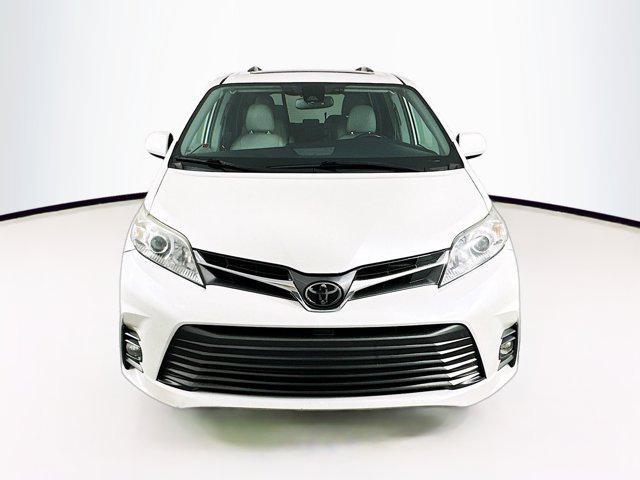 used 2020 Toyota Sienna car, priced at $20,999