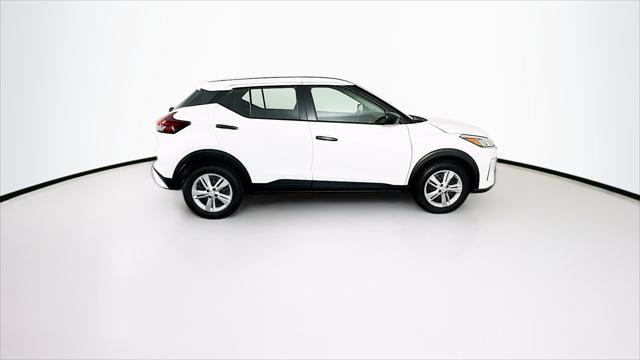 used 2024 Nissan Kicks car