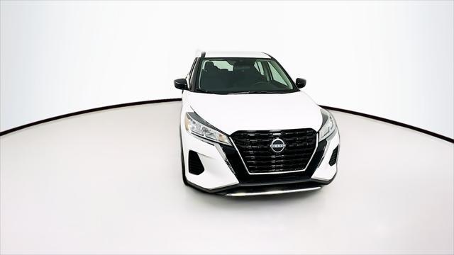 used 2024 Nissan Kicks car