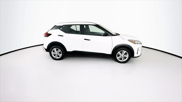 used 2024 Nissan Kicks car