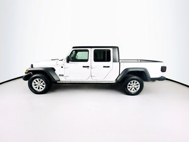 used 2023 Jeep Gladiator car, priced at $27,489