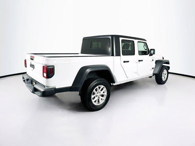 used 2023 Jeep Gladiator car, priced at $27,489