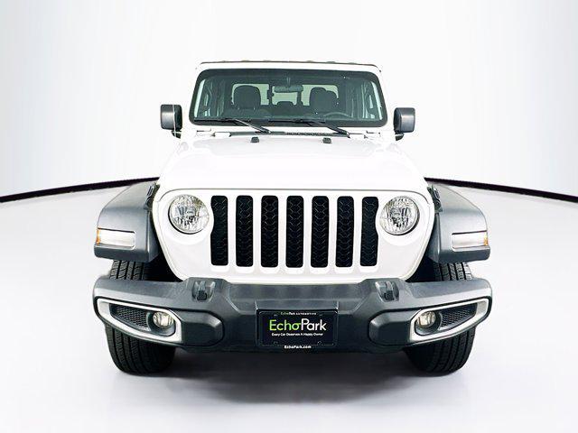 used 2023 Jeep Gladiator car, priced at $27,489