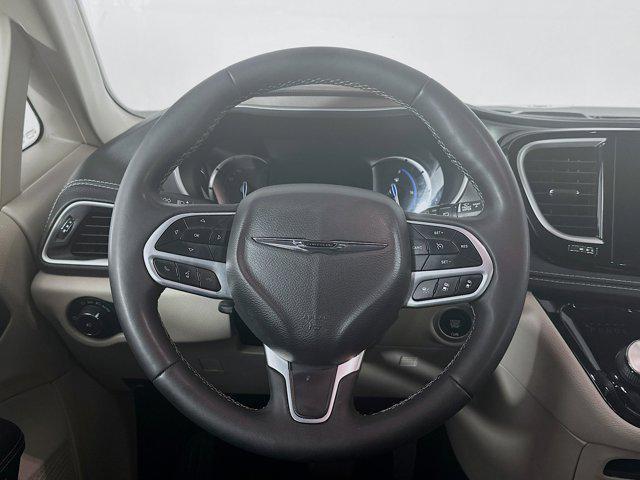 used 2022 Chrysler Pacifica Hybrid car, priced at $27,189