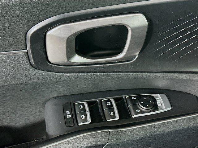 used 2024 Kia Sorento car, priced at $28,297